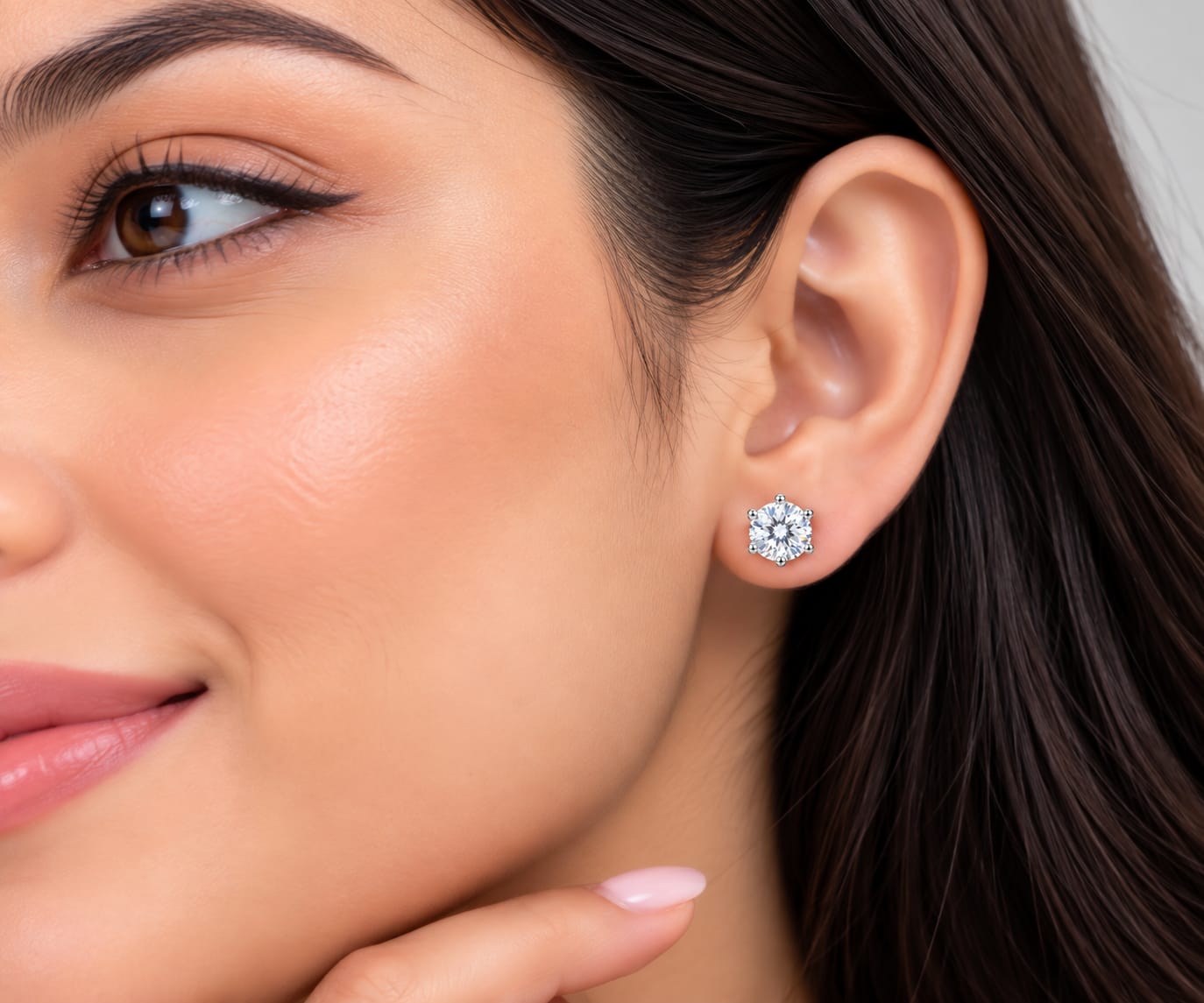 Celestia Halo 925 Sterling Silver Crystal Stud Earrings