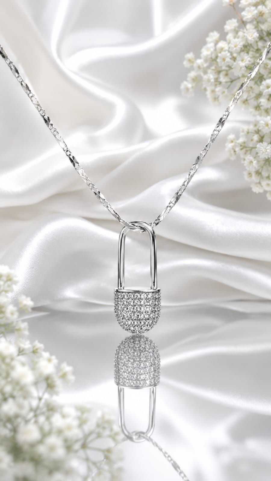 Aura Lock Chain – Elegant Silver Lock Pendant with Chain (JS600)
