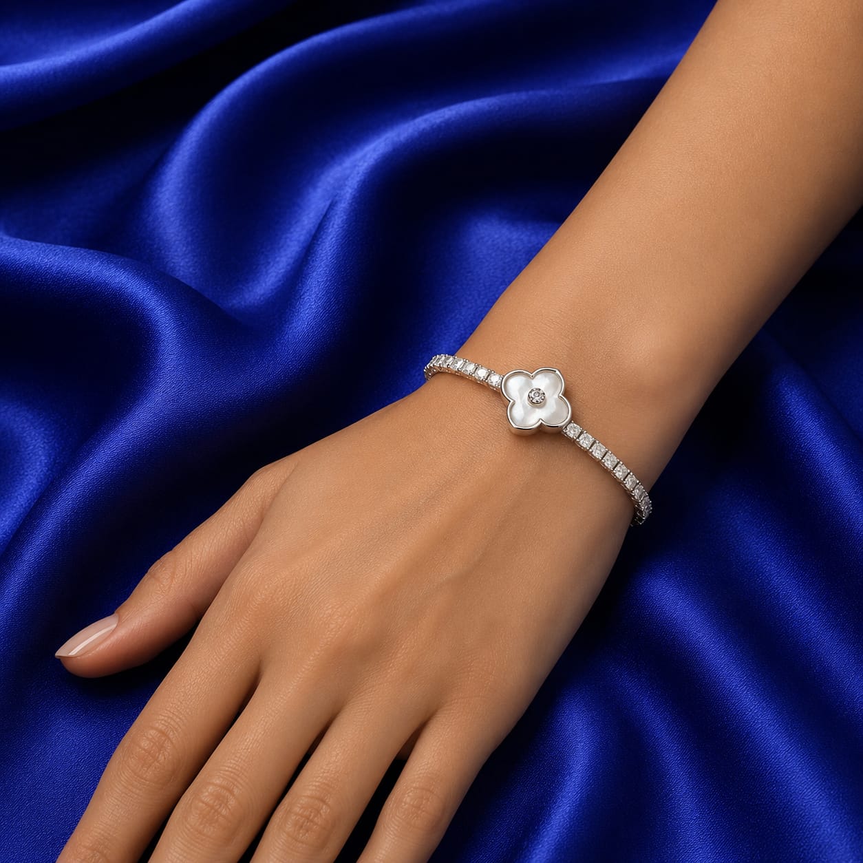 silver clover crystal braclet BRC-403-504