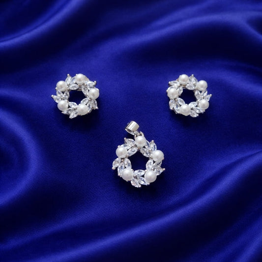 Elegant Pearl Floral Pendant & Earrings Jewellery Set – Silver Finish