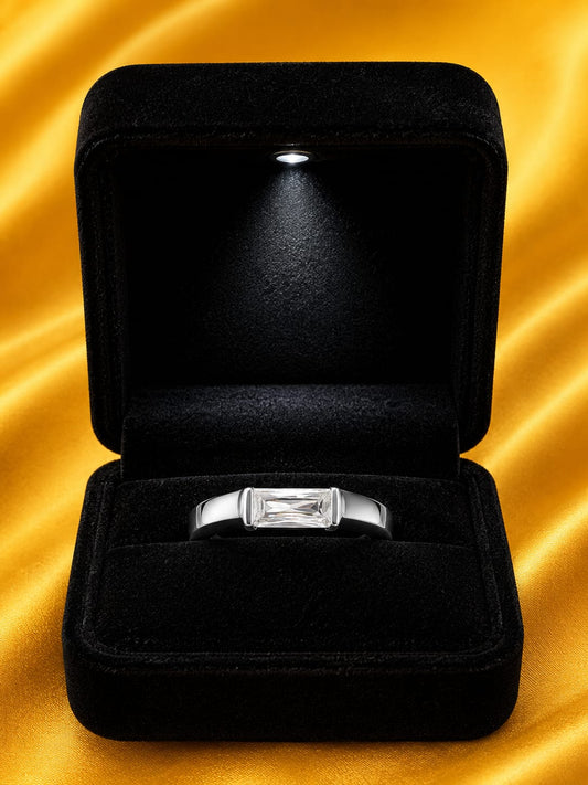 Baguette Luxe Solitaire Ring (0250)