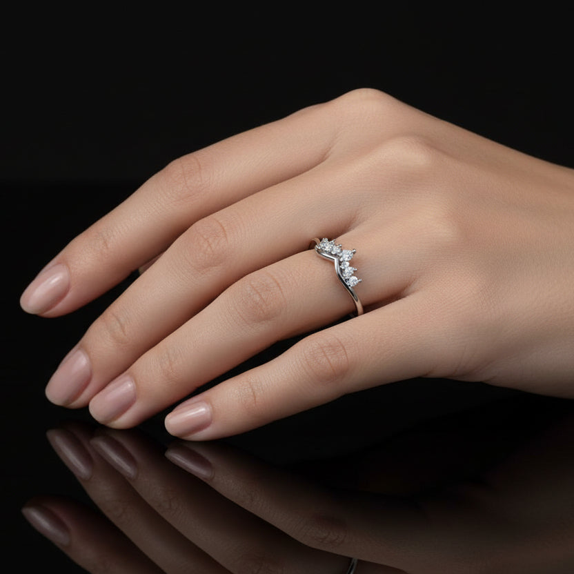 Elegant 925 Sterling Silver Ring for Women R 614