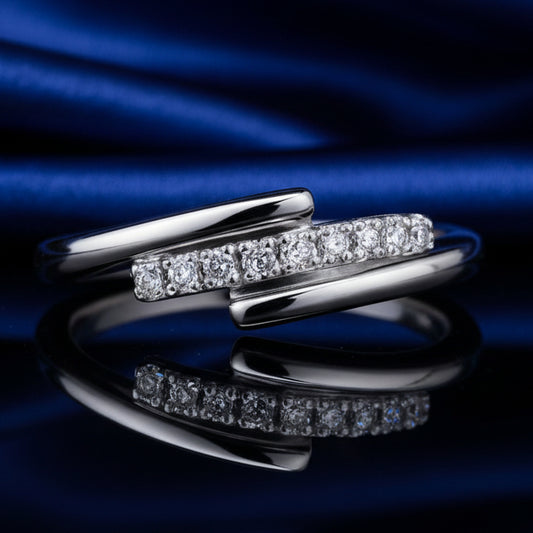 Elegant 925 Sterling Silver Ring for Women R 632