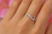 Elegant 925 Sterling Silver Ring for Women  R 137