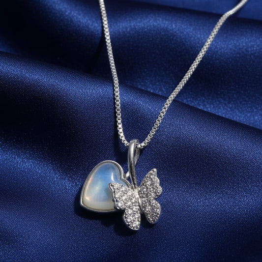 925 Sterling Silver Heart & Butterfly Pendant – Timeless Elegance RRJ0333-332