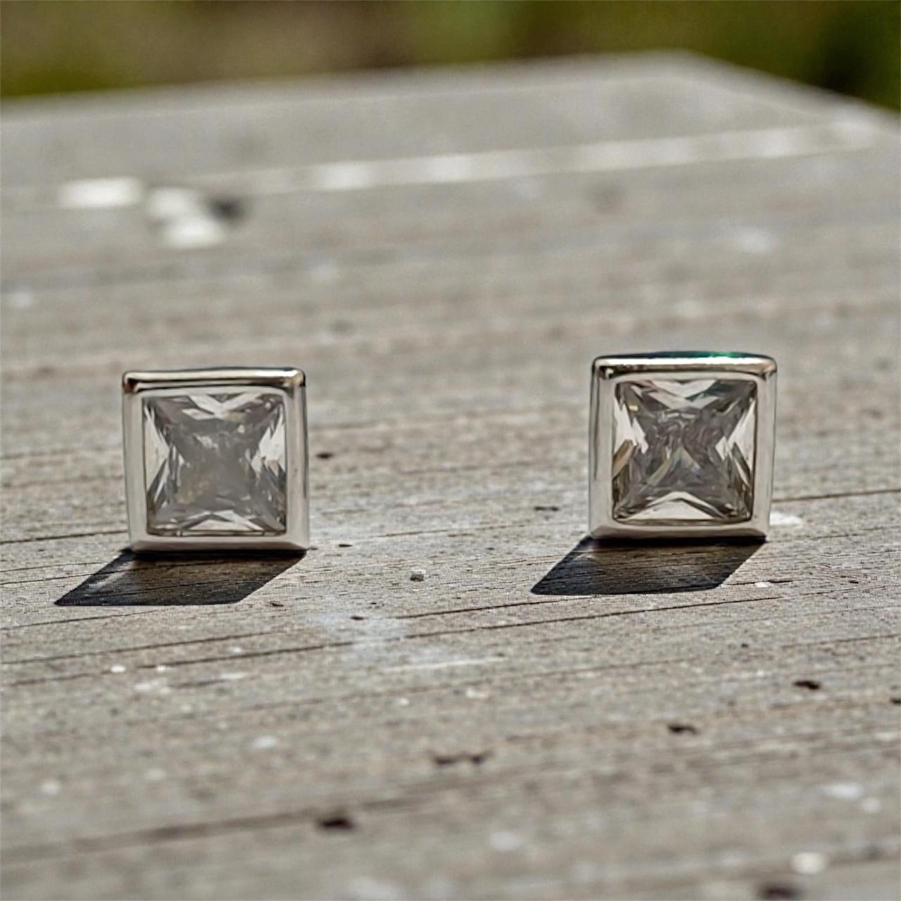 Minimal Square Crystal Stud Earrings | Elegant 925 Silver Collection ER737-DP295