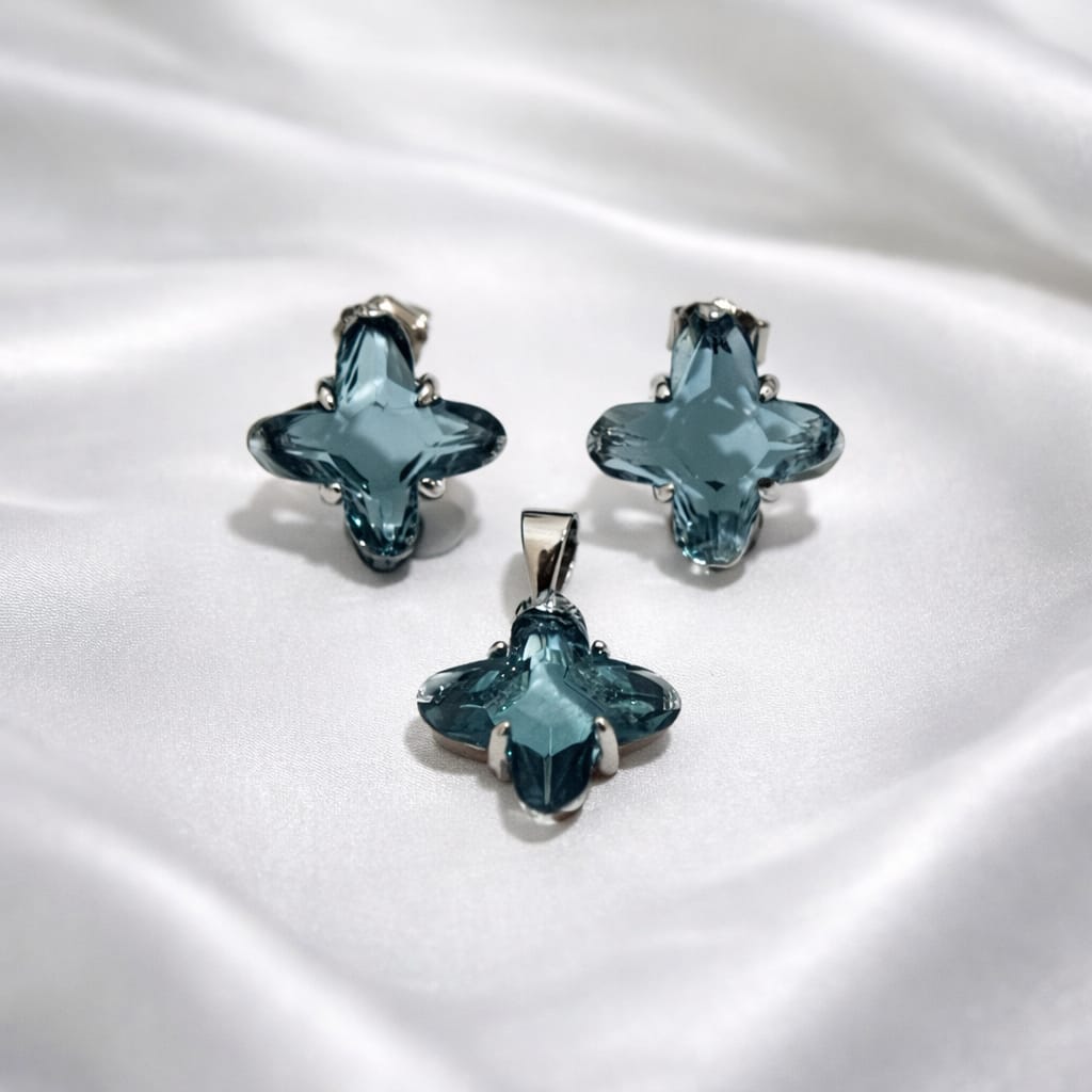 Aqua Bloom Pendant & Earring Set PR420-401