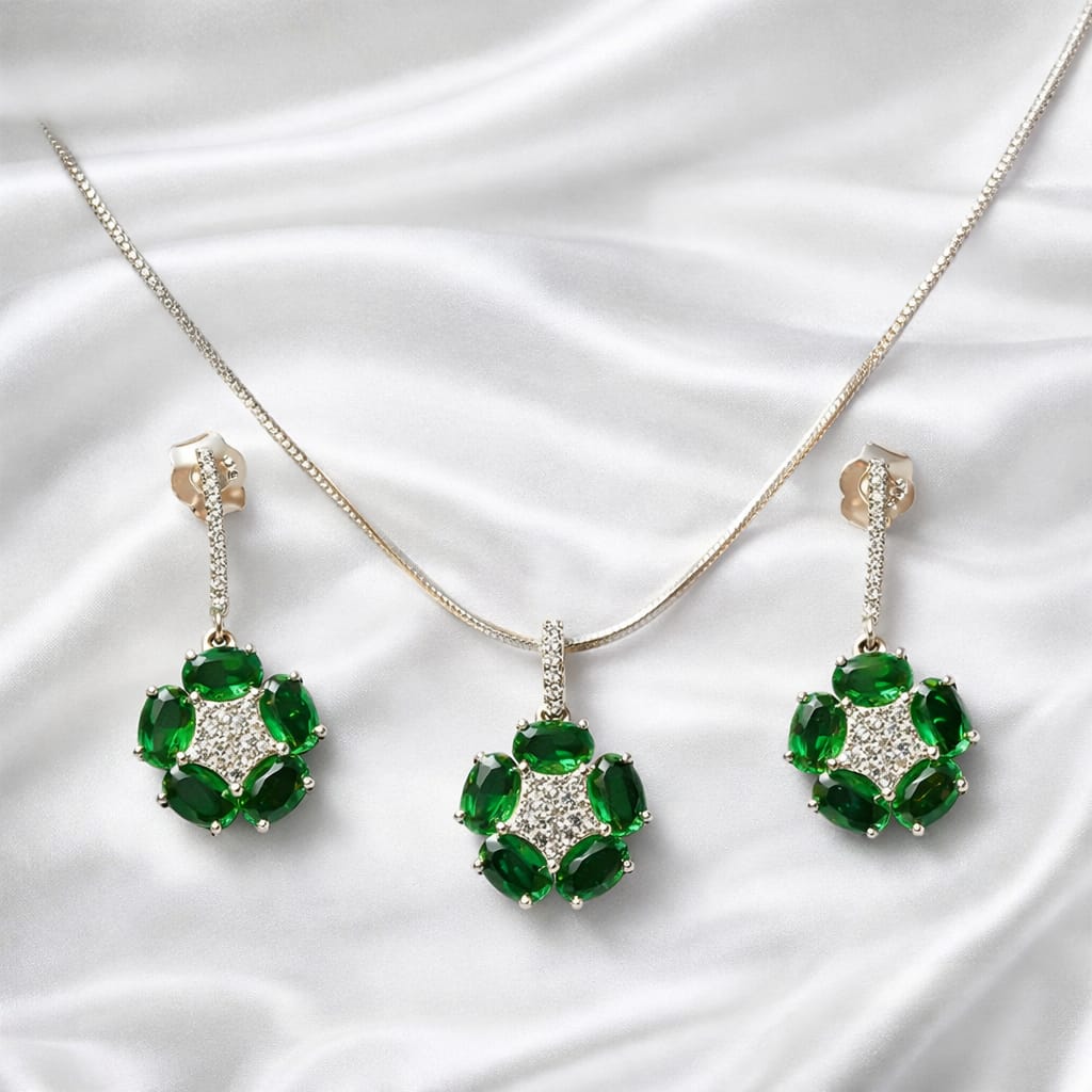 925 Sterling Silver Emerald Green Stone Pendant Set with Chain & Drop Earrings | Oval Cut Cluster Design with Zircon Accents | Party & Wedding Jewellery for Women VR1000-705