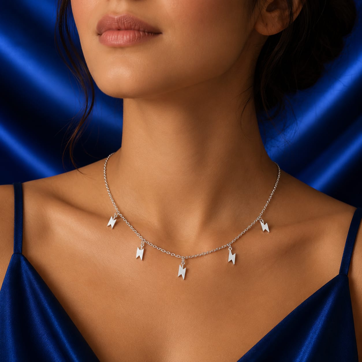 Aurellion Volt Charm Silver Chain