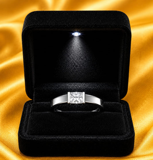 Princess Aura Solitaire Ring (0242)
