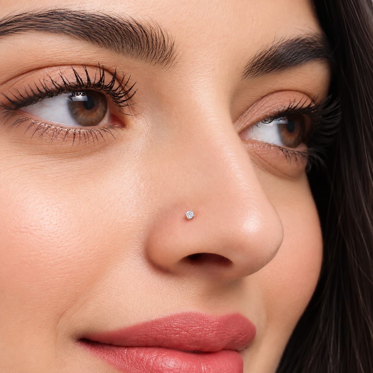 Luna Solitaire Nose Pin