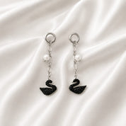 Midnight Swan Pearl Drops ( ER 02690)