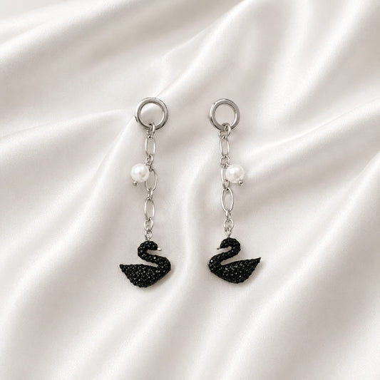 Midnight Swan Pearl Drops ( ER 02690)