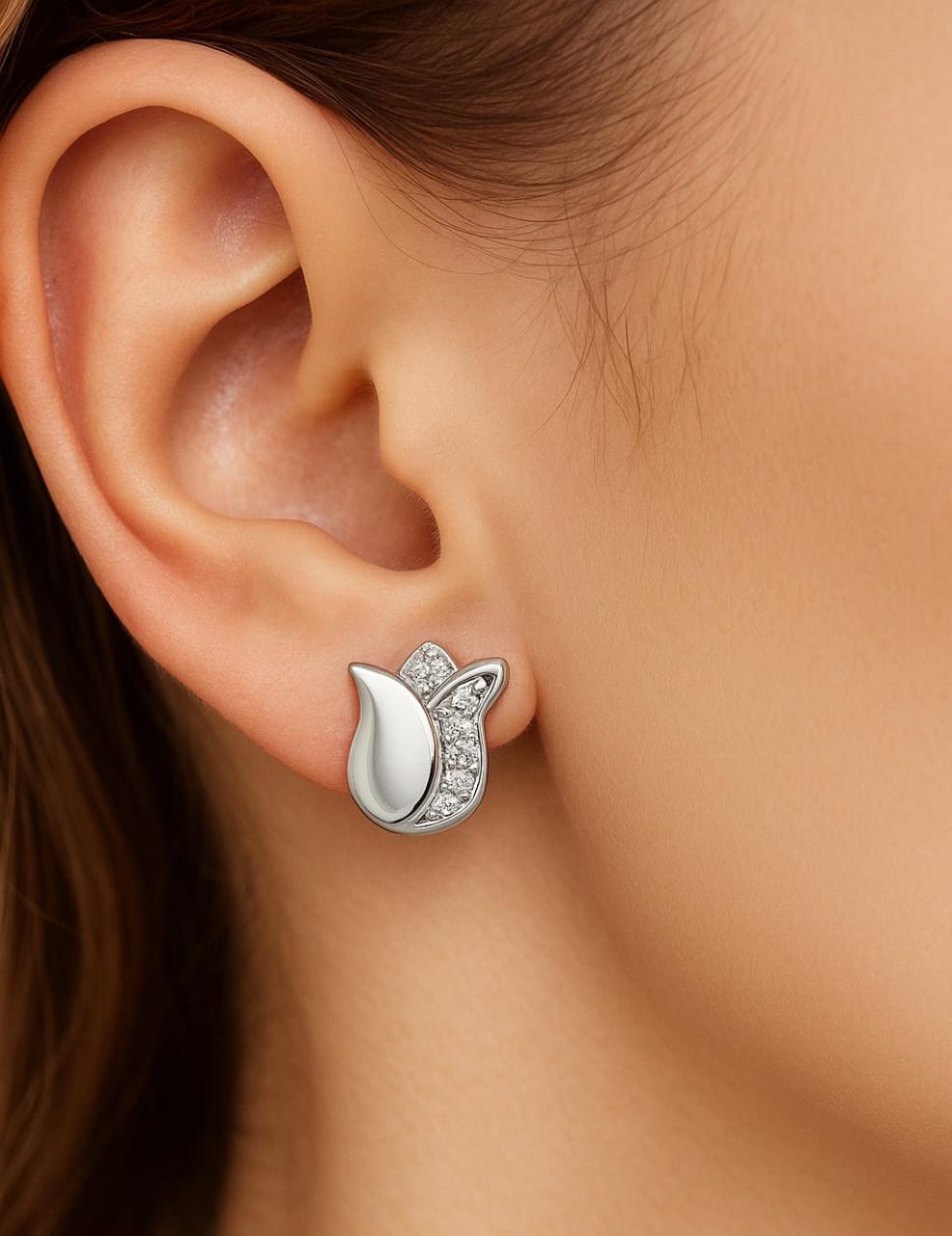 Elegant Tulip Bloom 925 Sterling Silver Stud Earrings ER735-DP178